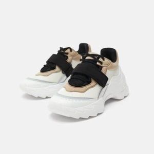 ZARA frafulc strap sneakers